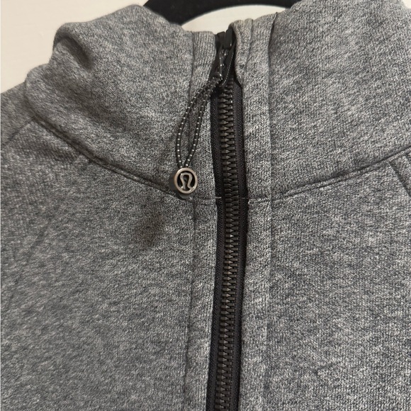Lululemon Scuba Crop Hoodie (Full-zip) - Picture 3 of 5